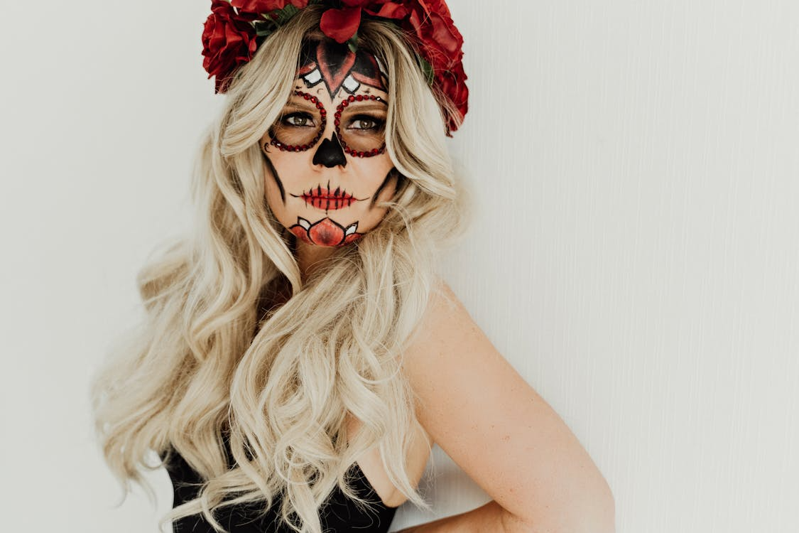 Spooky Cute Looks for Halloween Parties